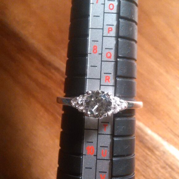 Lab Created White Sapphire Sterling Silver Radiant Promise Ring (Size 9) - Picture 4 of 16